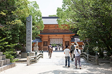 大山祇神社と参道